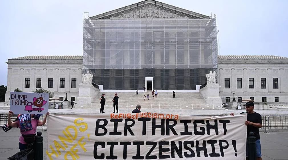 Gjykata Supreme e ShBA-së shqyrton urdhrin ekzekutiv të Trump mbi shtetësinë e lindjes