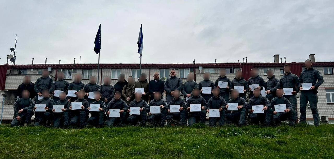 Certifikohen 24 pjesëtarë të Njësive Speciale në “aftësi të veçanta policore operative”