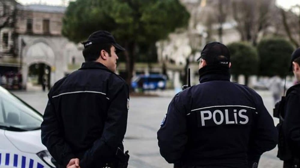 Turqia arreston 115 anëtarë të dyshuar të Shtetit Islamik që po planifikonin sulme para festave të fundvitit