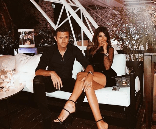 Angela Martini iu përgjigjet zërave për divorc