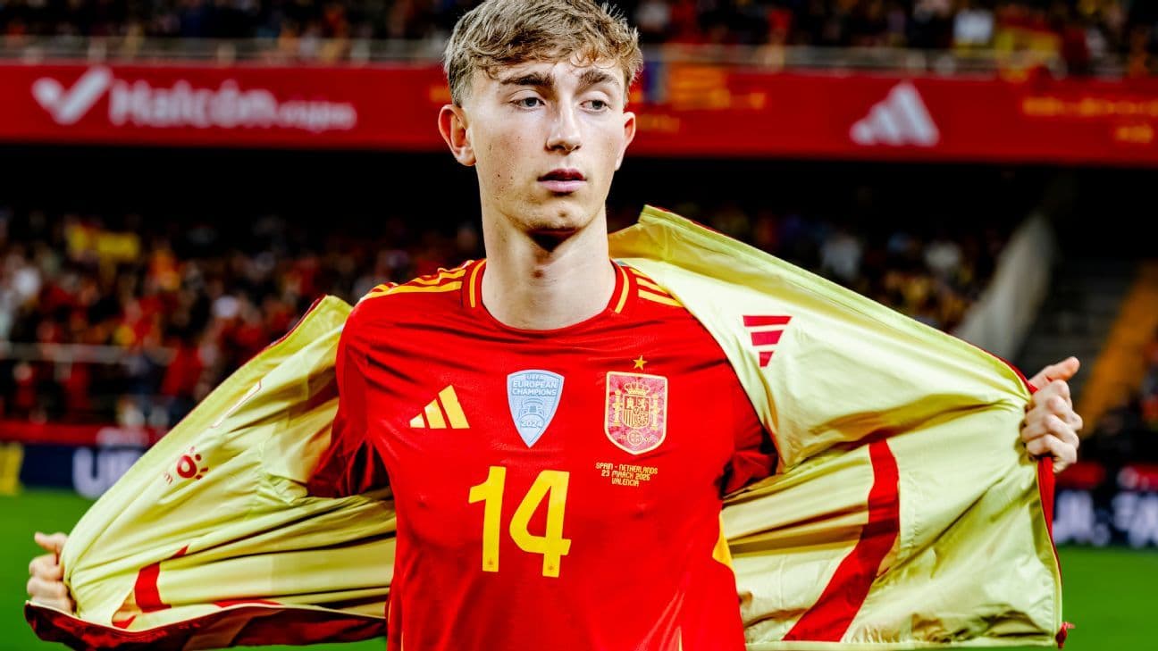 Holanda ende e pakënaqur me vendimin e Dean Huijsen për t’u bashkuar me Spanjën