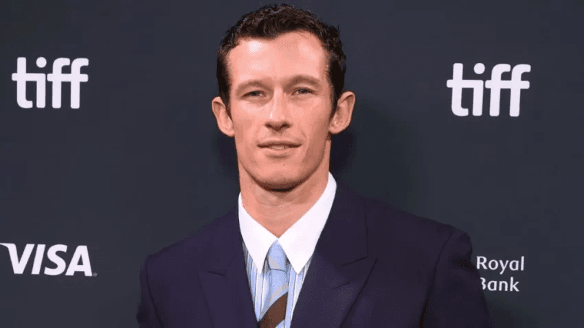 Callum Turner favorit për të qenë James Bond-i i ri