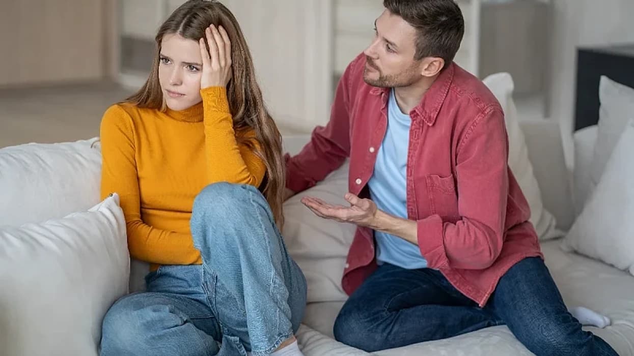 Një marrëdhënie e keqe ndikon edhe në trupin tuaj, shenjat që tregojnë se jeni me personin e gabuar