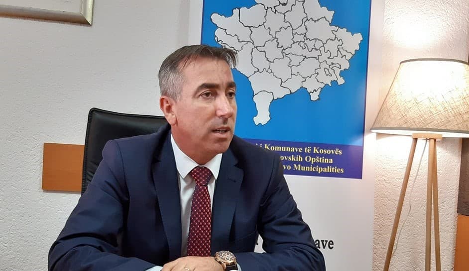 Alarm nga Sazan Ibrahimi: Ligjet në pritje, komunat në vështirësi