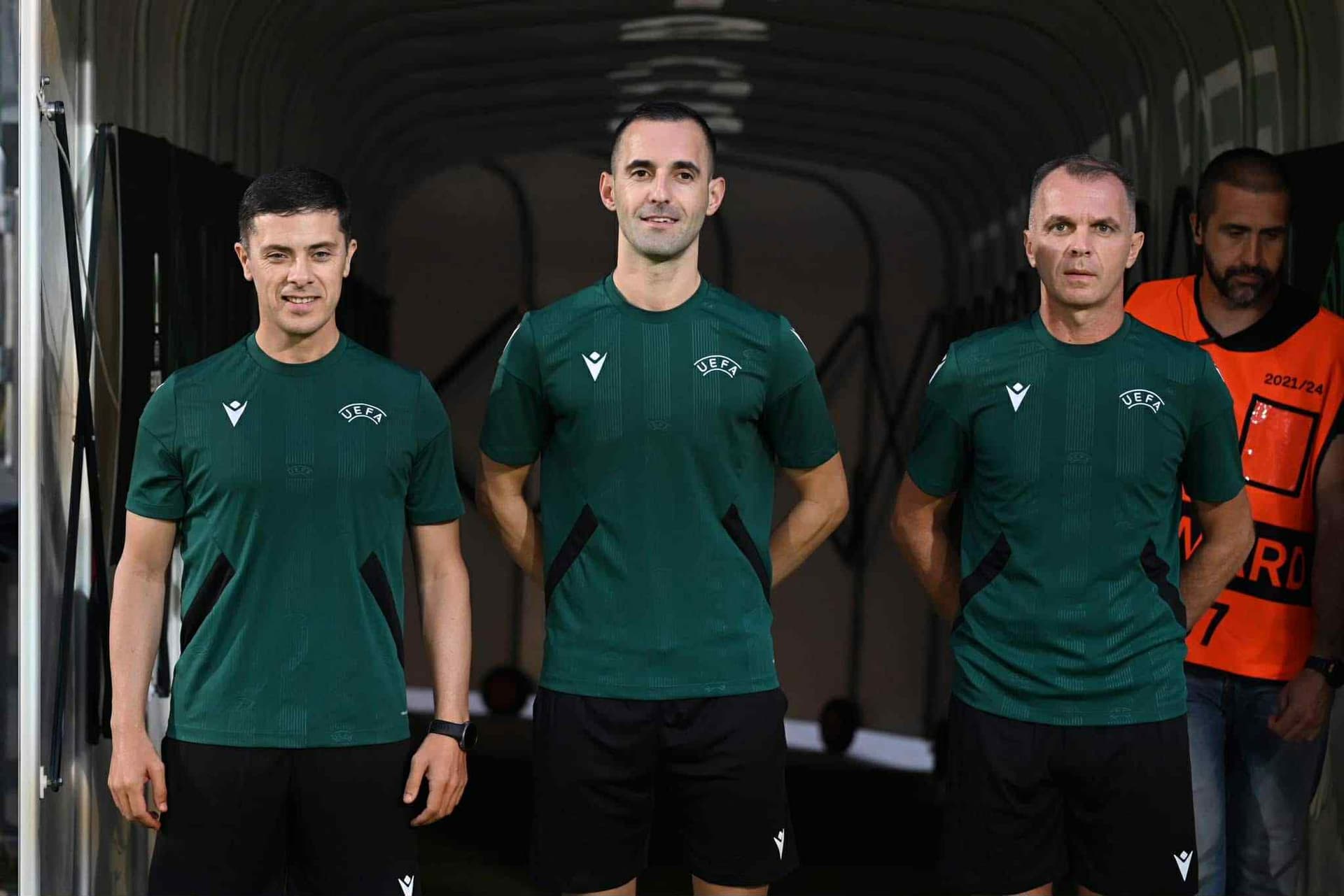 Gjyqtarët kosovarë marrin licencat e FIFA-s për vitin 2026, përfaqësim i fuqishëm në arenën ndërkombëtare