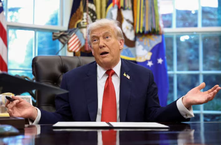 Trump paralajmëron Iranin: Nëse qëlloni protestuesit, do të godasim fort