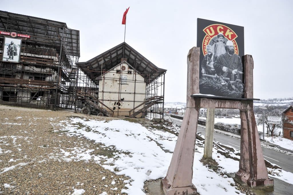 Sulmi në Prekaz, “shumë shpejt” aktakuzë per vrasjen e Jasharëve