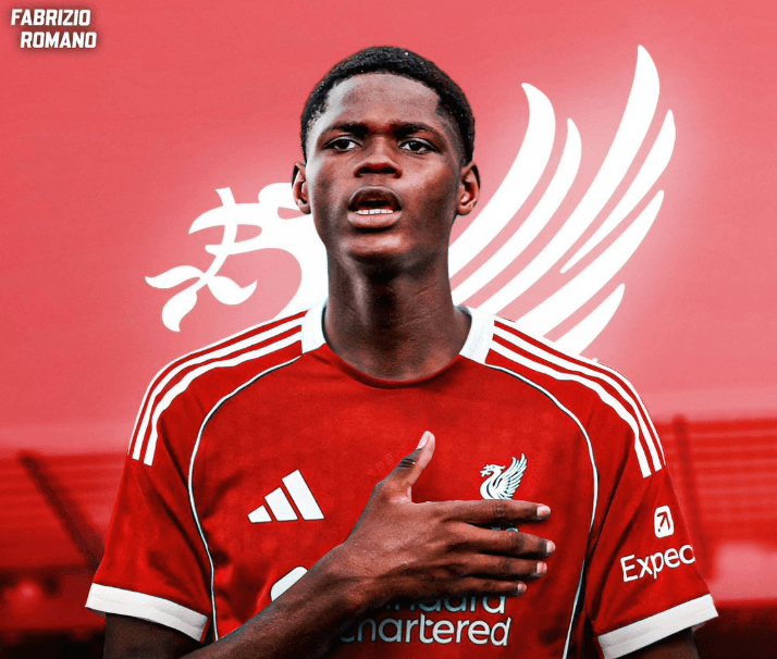 Liverpool mbyll marrëveshjen për mbrojtësin e majtë senegalez Mor Ndiaye