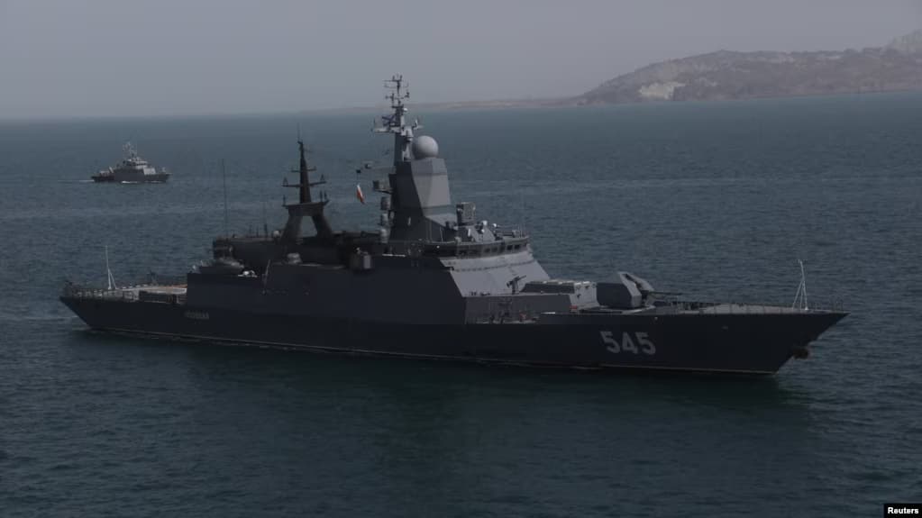 Irani e Rusia zhvillojnë stërvitje detare teksa ShBA-ja rrit praninë ushtarake në Detin Arabik
