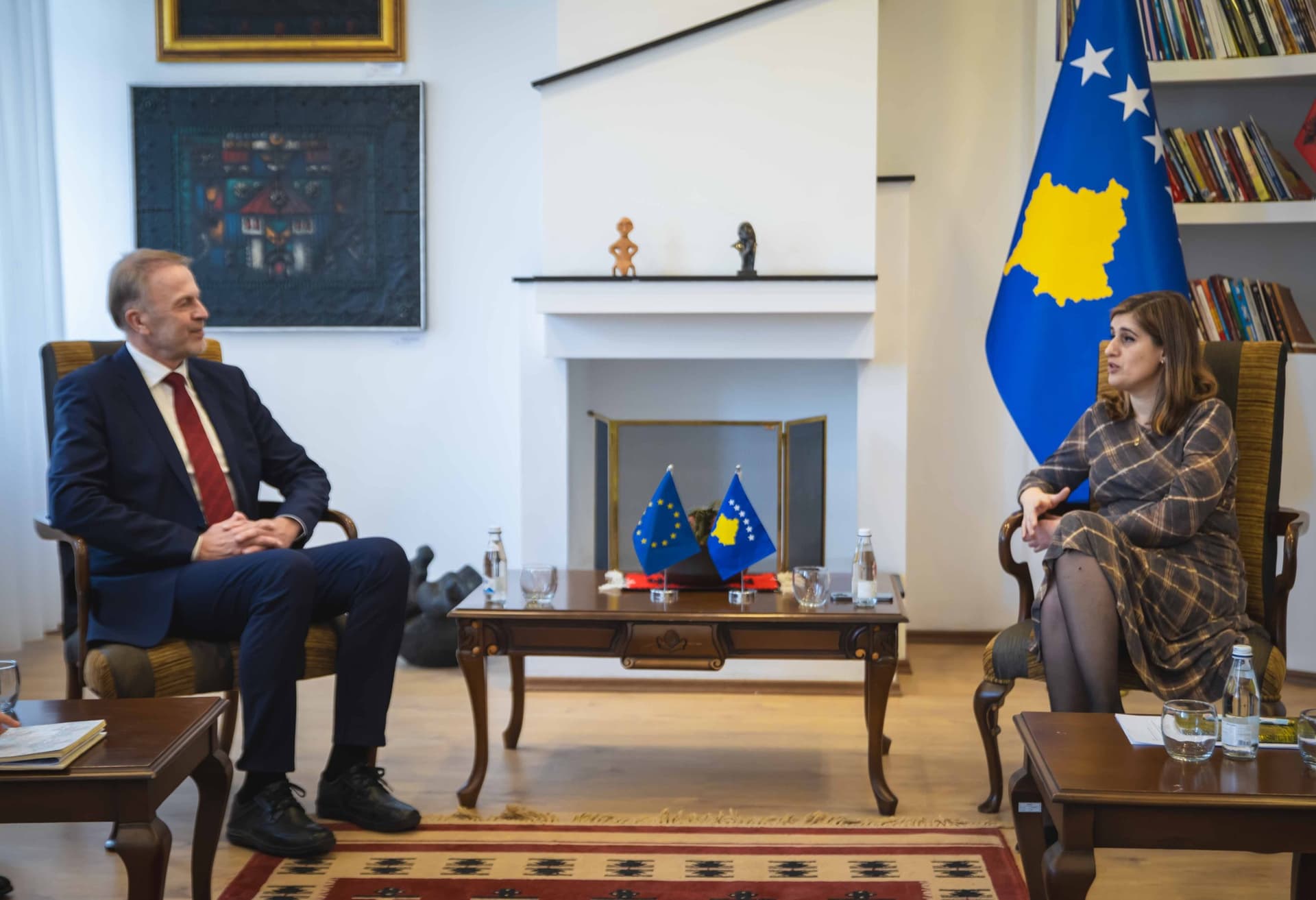 Orav dhe Bogujevci diskutojnë mbështetjen e BE-së për sektorin e kulturës