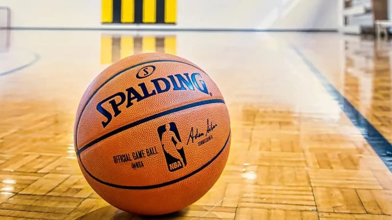 Fund dramatik në Paris, Fenerbahçe fiton me ndihmën e fatit në Euroligë
