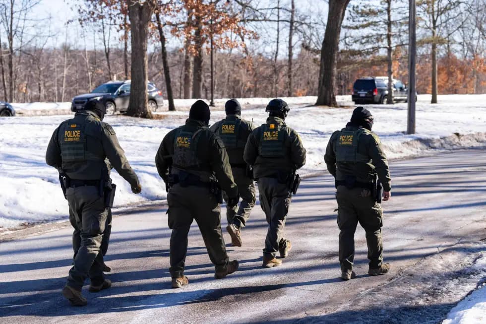 Hetim federal ndaj oficerëve të ICE, dyshohet se gënjyen nën betim për të shtënat në Minneapolis