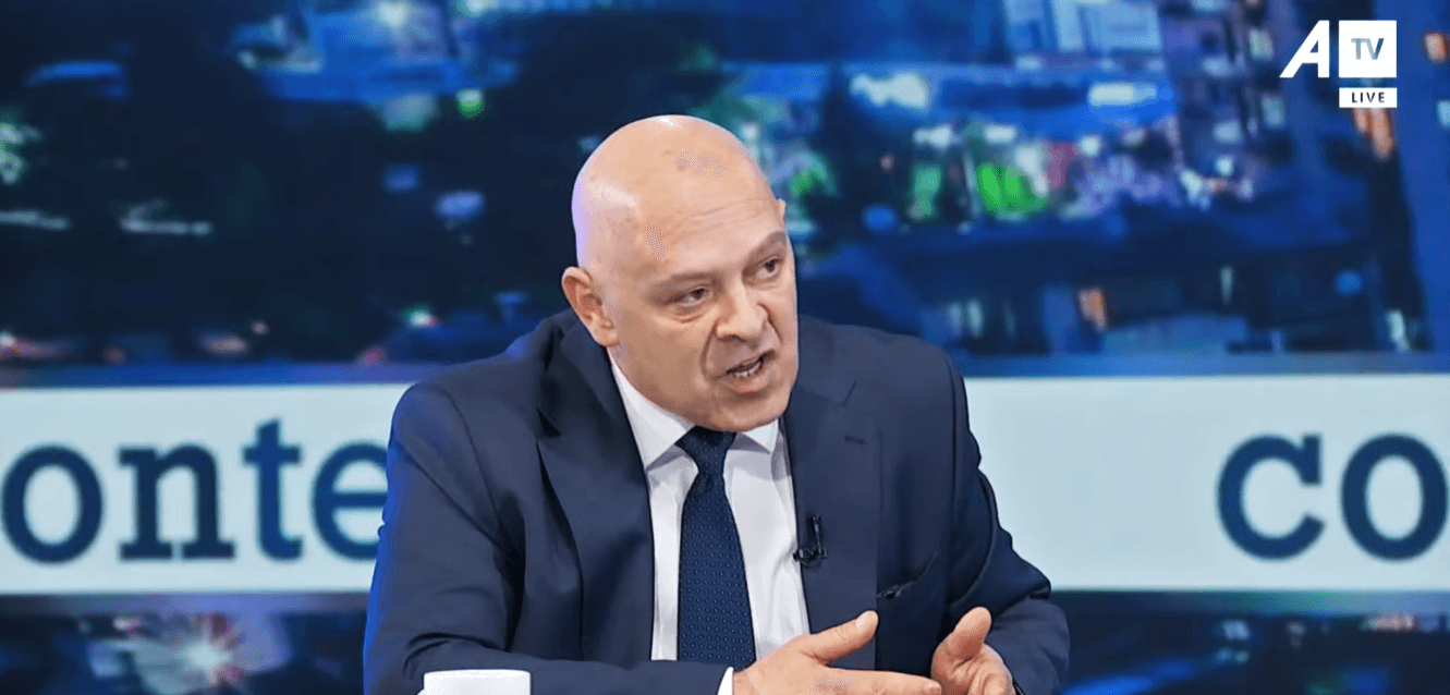 Çështja e Presidentit, Gjini kritikon Kurtin pse ende nuk ka kandidat