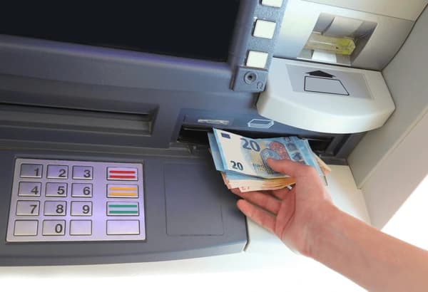 IBAS paralajmëron rritje të mashtrimeve online: Kujdes me pagesat me Visa dhe Mastercard, ofrohet edhe rimbursim