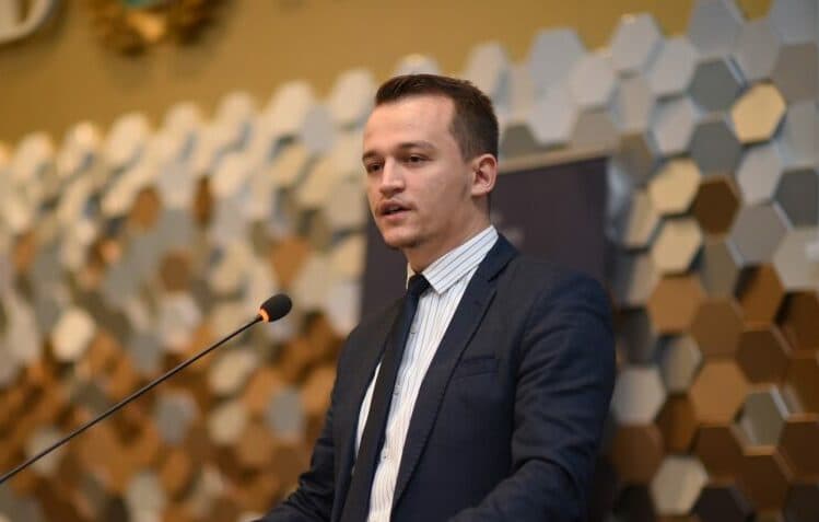 Cakolli: Mbrojtja po sfidon shtyllat kryesore të aktakuzës ndaj ish-krerëve të UÇK-së