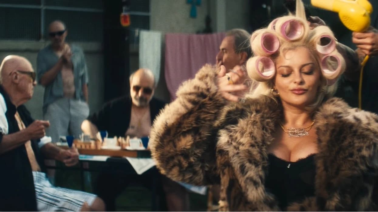 Bebe Rexha publikon klipin e këngës “Çike çike”, e cila është bërë virale në rrjetet sociale