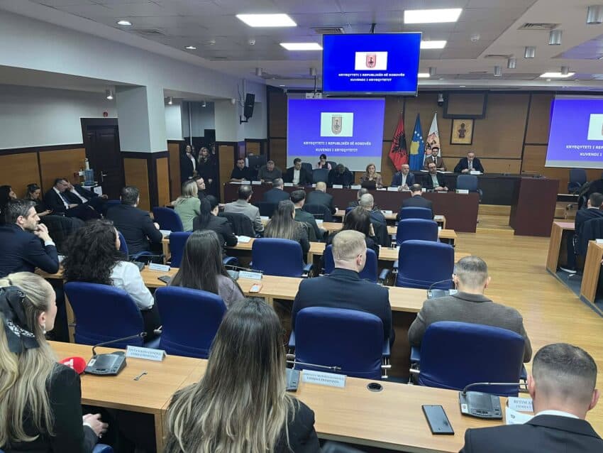 Vetëvendosje refuzon të votojë buxhetin e Prishtinës për 2026