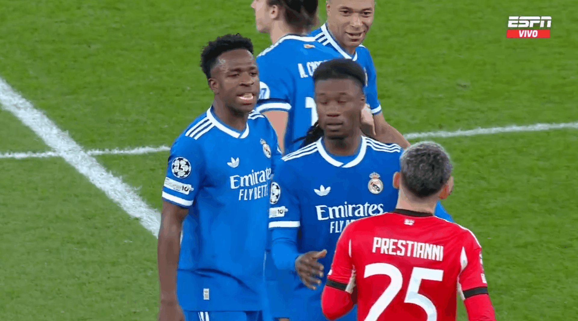 UEFA nis hetimet për për fyerje raciste në ndeshjen Benfica – Real Madrid pas reagimit të Vinícius Jr