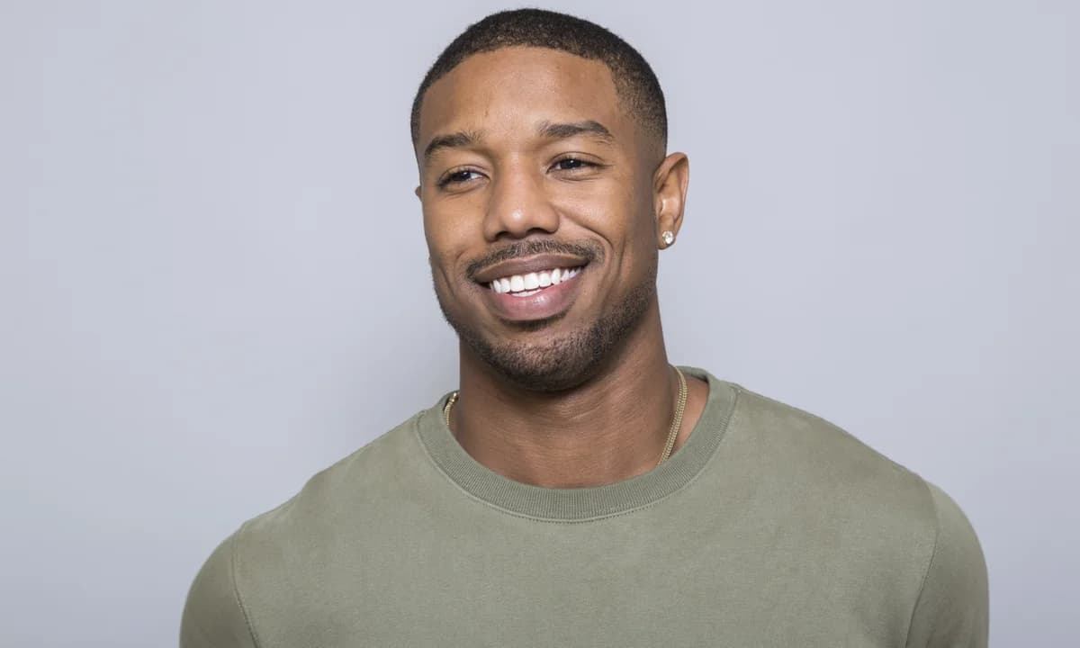 Michael B. Jordan triumfon në “Actor Awards” si Aktori më i mirë mashkull