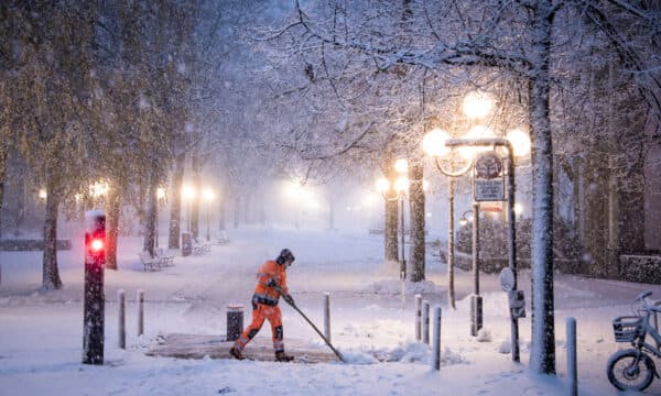Reshje të mëdha bore në Zvicër, shpallet alarmi i nivelit 4 në Ticino