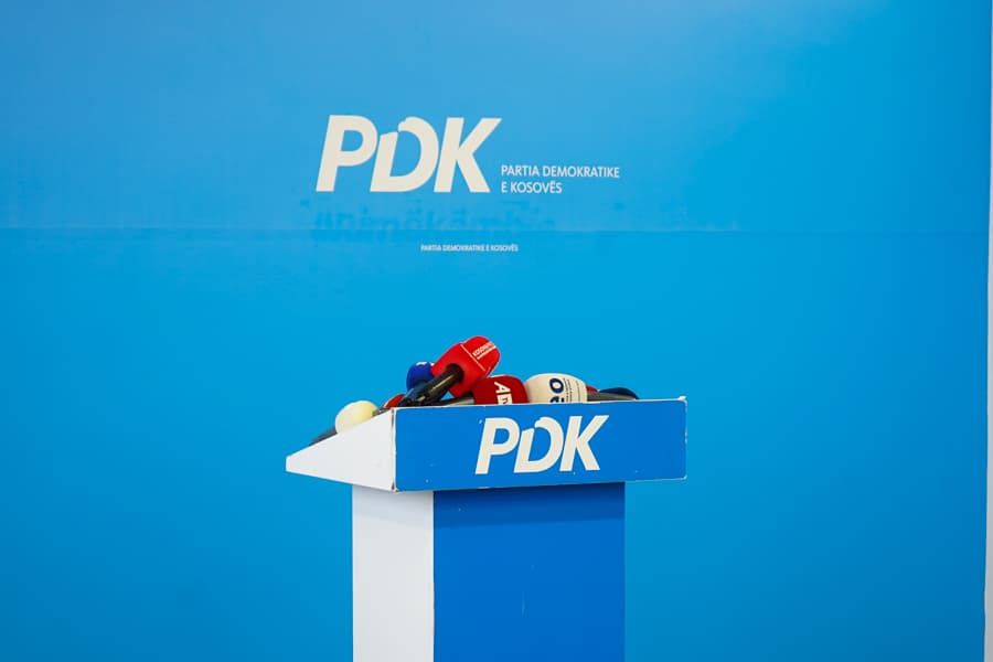 PDK kërkon llogaridhënie për ekspozitën “Masakrat në Kosovë 1998–1999”