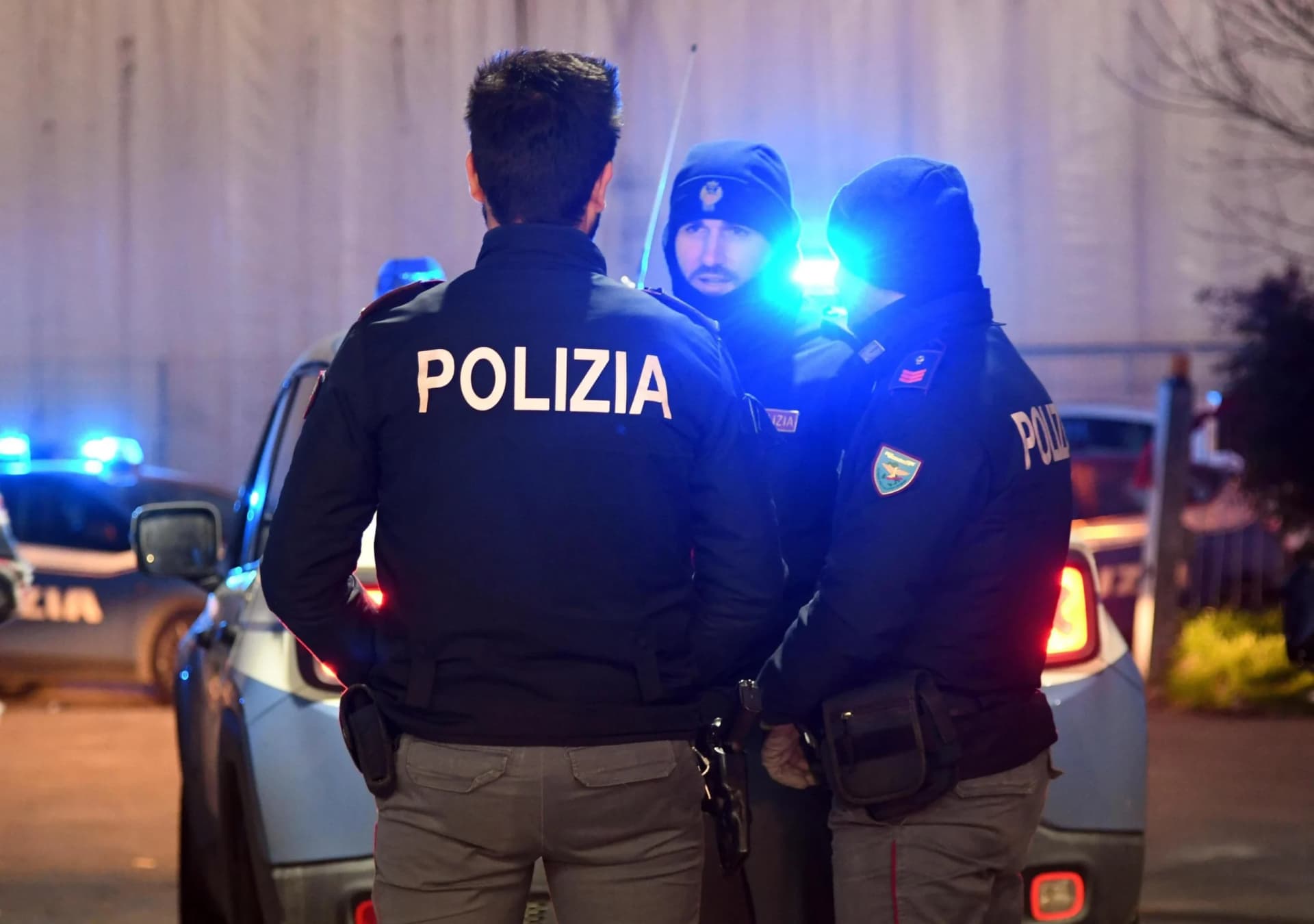 Sekuestrohen 12 kg drogë në Itali dhe 90 mijë euro: Arrestohen 4 persona, ndër ta dy shqiptarë