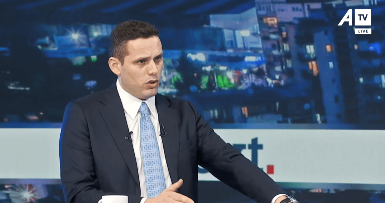 Gruda akuzon presidenten për shkelje kushtetuese, thotë se amendamentet e vitit 2011 s’mund të procedohen pas një periudhe kaq të gjatë