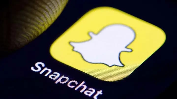 Sherri në Snapchat përfundon në përleshje mes nxënësve në një shkollë në Shqipëri