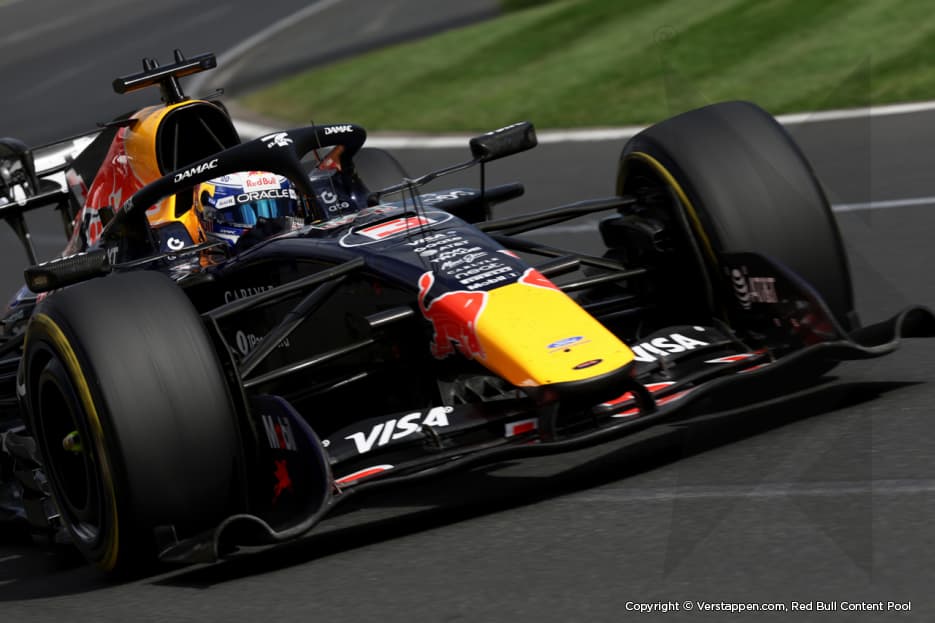 Problemet teknike nuk e ndalën Verstappenin, kampioni rikuperon 13 pozicione në Melburn