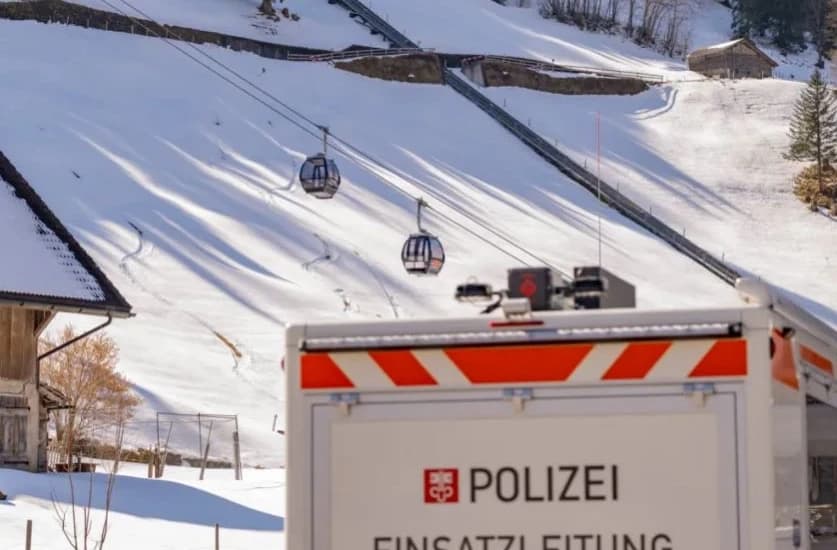 E rëndë: Një person humb jetën pas rënies së kabinës së teleferikut në alpet e Zvicrës