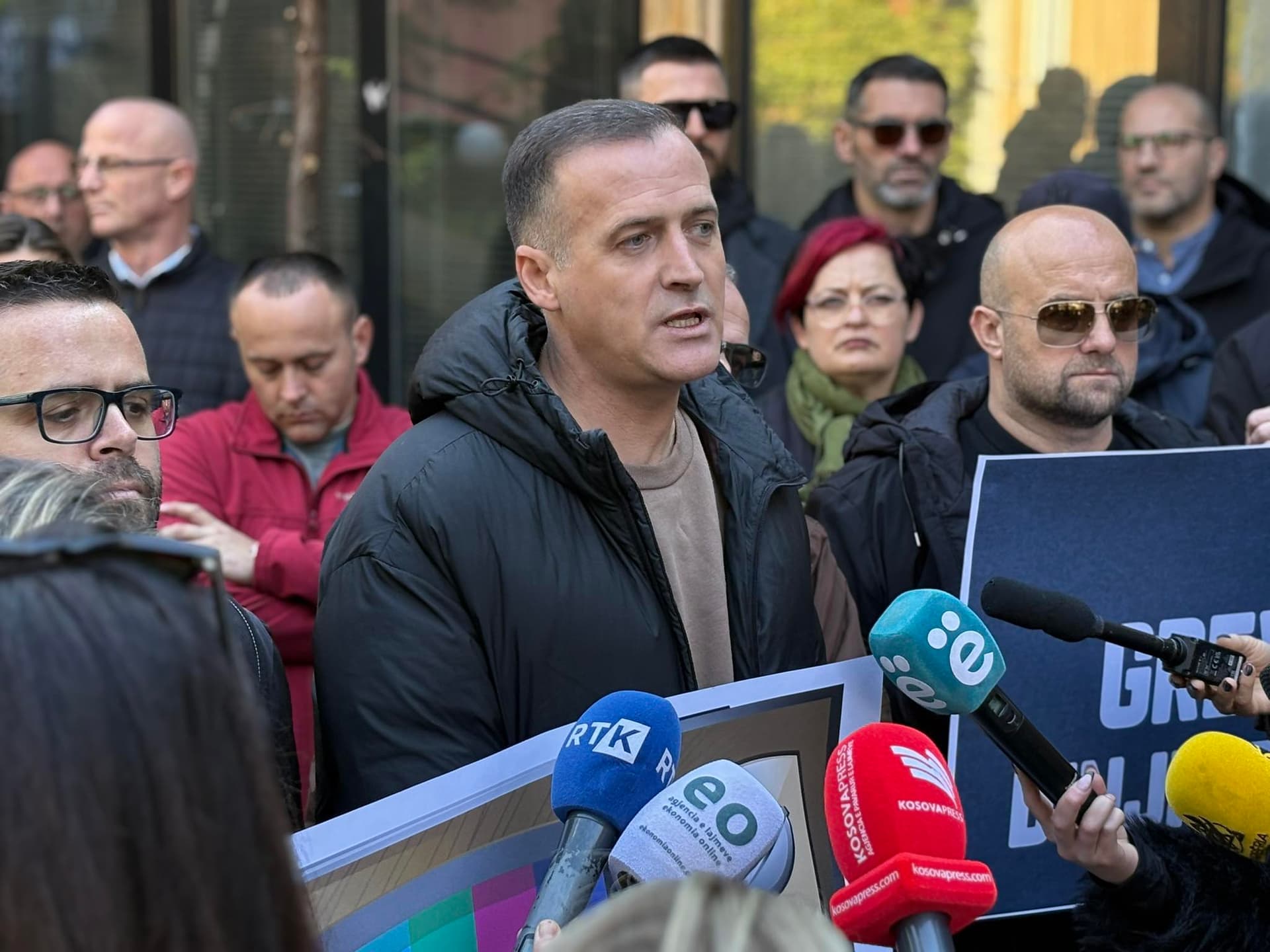 Bimbashi jep dorëheqje nga pozita e kryetarit të Sindikatës së Punëtorëve të RTK-së