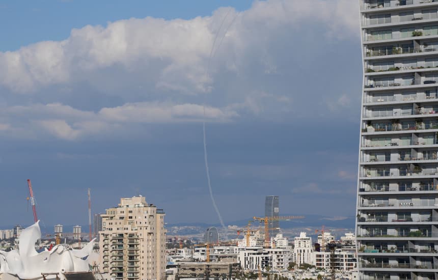 Izraeli raporton sulmin e parë me raketa nga Jemeni