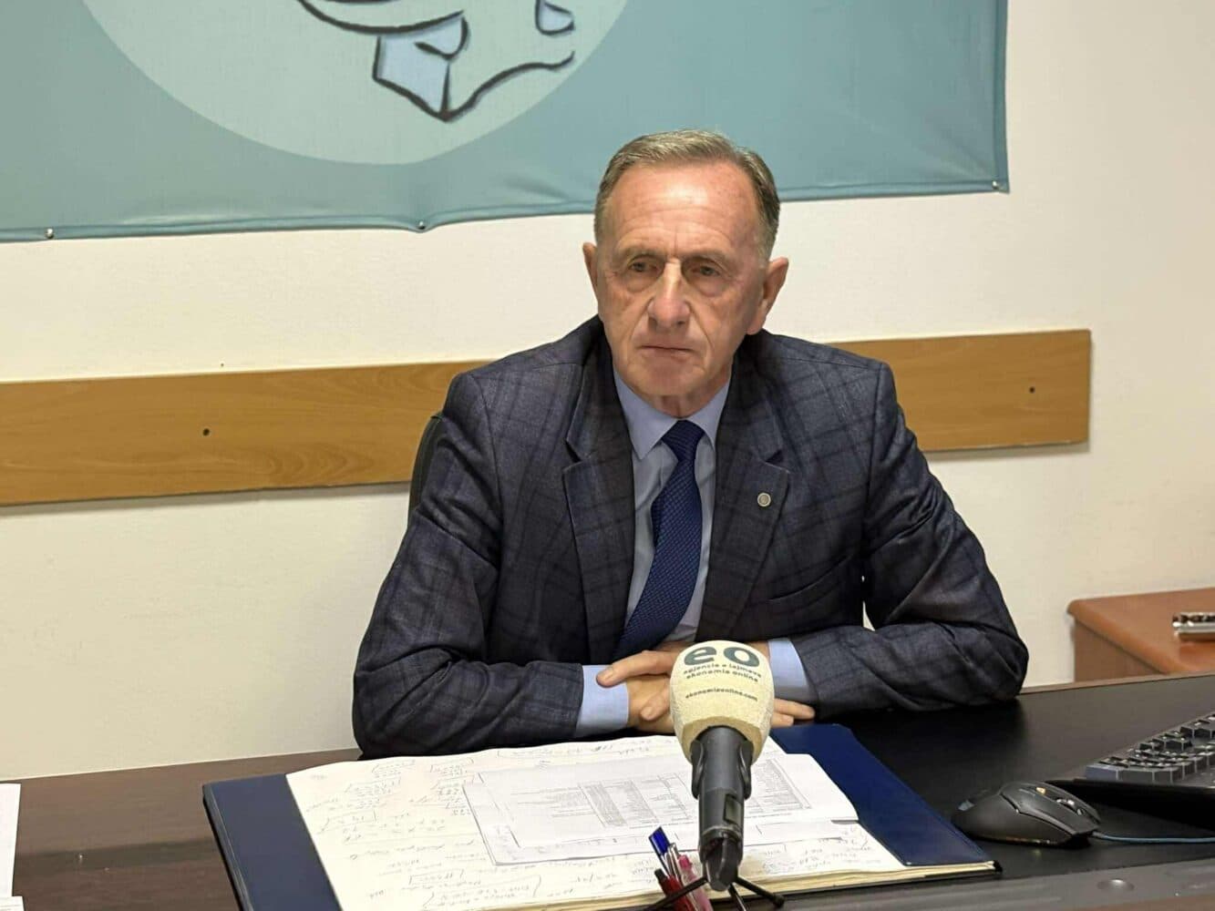 Qeveria miraton pagën e 13-të, Azemi: Vendim diskriminues, kërkojmë korrigjimin e tij