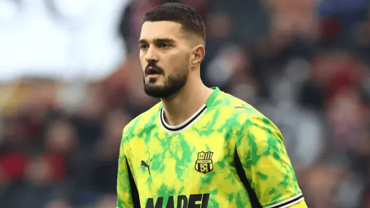 Aro Muric hero i Sassuolos, portieri kosovar dominon javën në Serie A