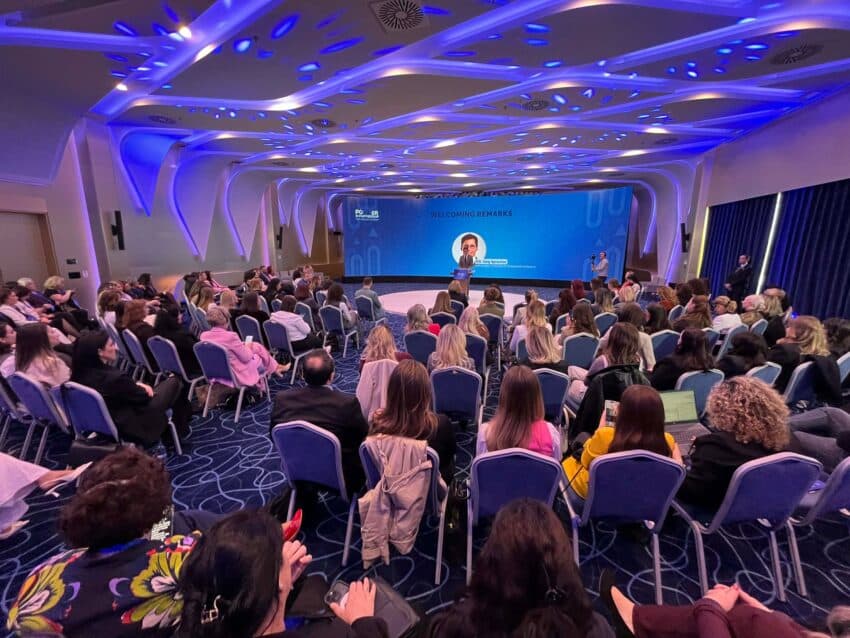 Konferenca “Week of Women”, bëhet thirrje për më shumë ndikim të grave në politikë