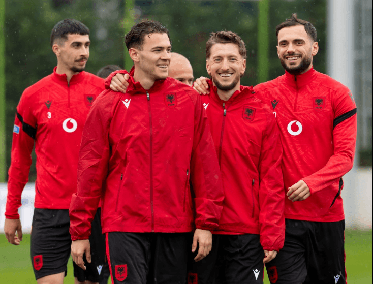 Kombëtarja shqiptare nis përgatitjet për ndeshjen e play-off ndaj Polonisë