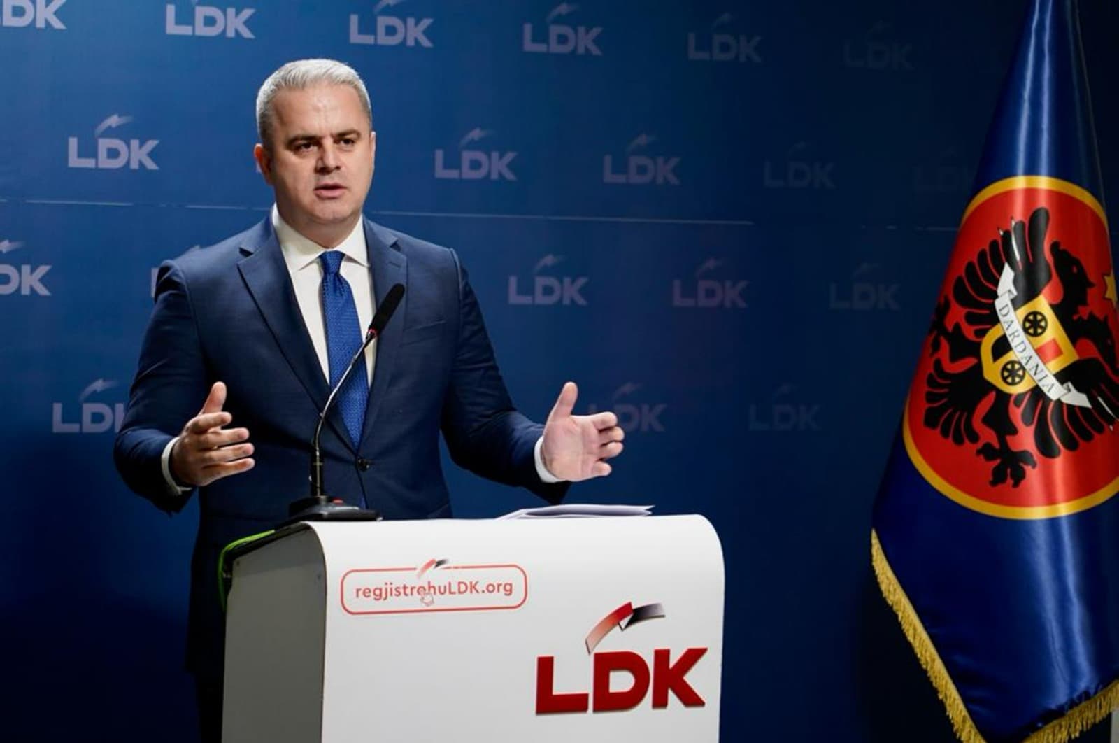 Azemi: Do të flasim për rezultatin zgjedhor, nuk diskutohet shkarkimi i Abdixhkut