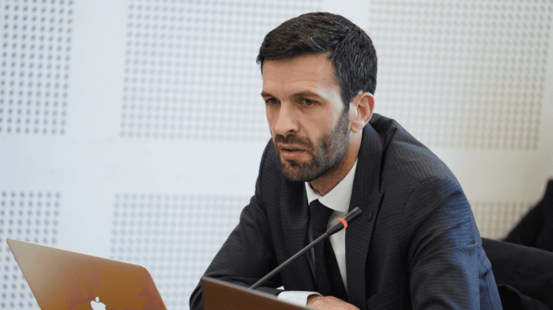 Deputeti i PDK-së: Kurti po kërkon pushtet absolut e jo qeverisje, shenja autoritarizmi