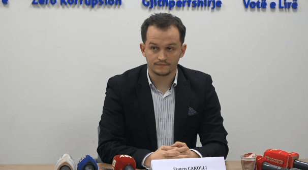 Cakolli: Vetëm deputetët mund ta kontestojnë zgjedhjen e presidentes