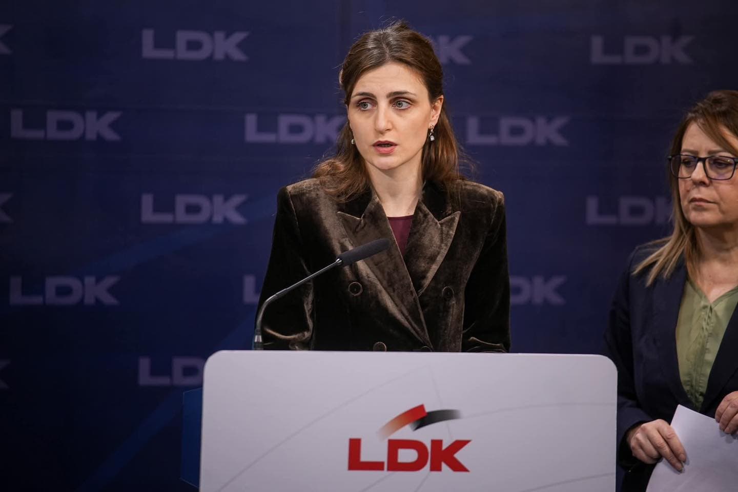 “Nafta, energjia elektrike, gruri”, Ymeri: Kosova po paguan produkte në treg pa asnjë kontroll