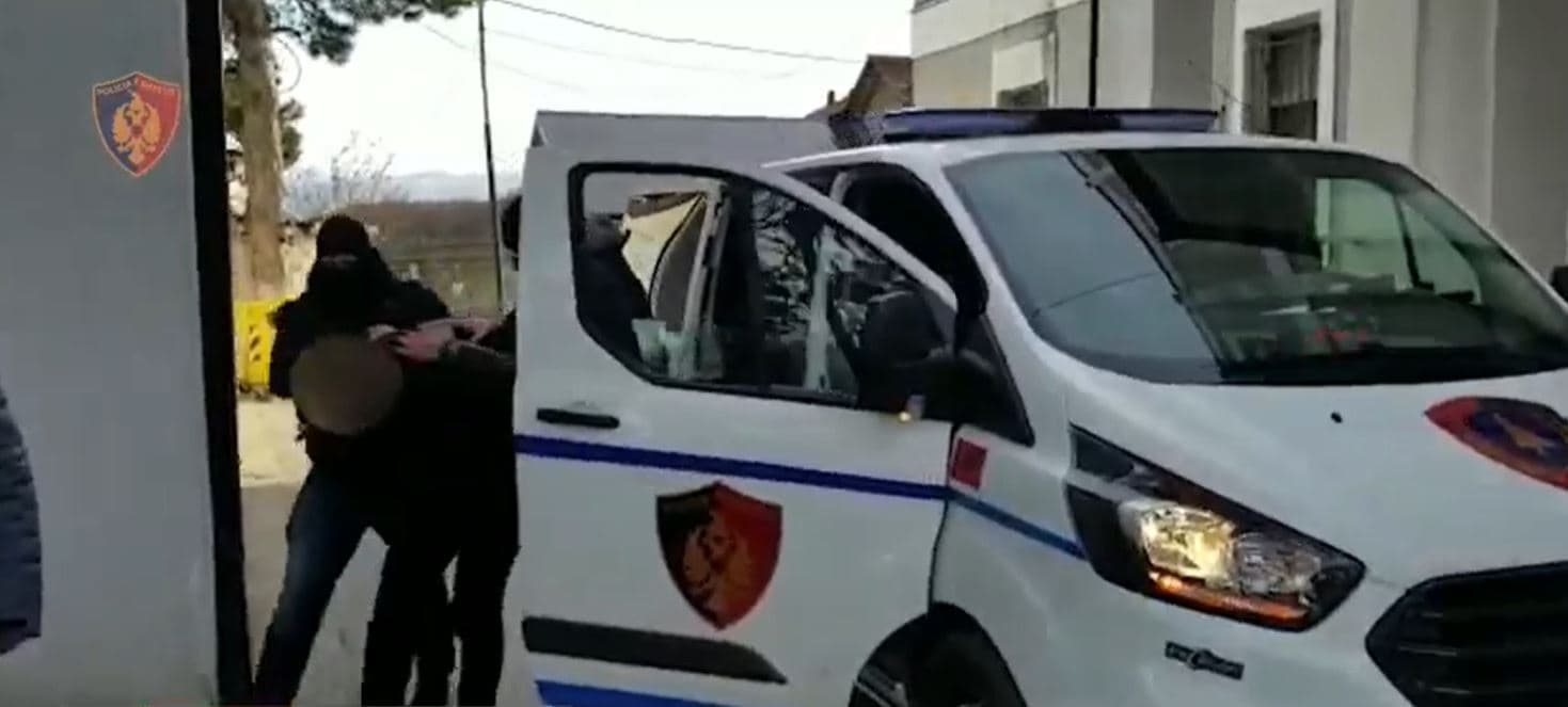 Operacioni “The Wanted”: Ekstradohet nga Franca 43-vjeçari i dyshuar për planifikim vrasjeje