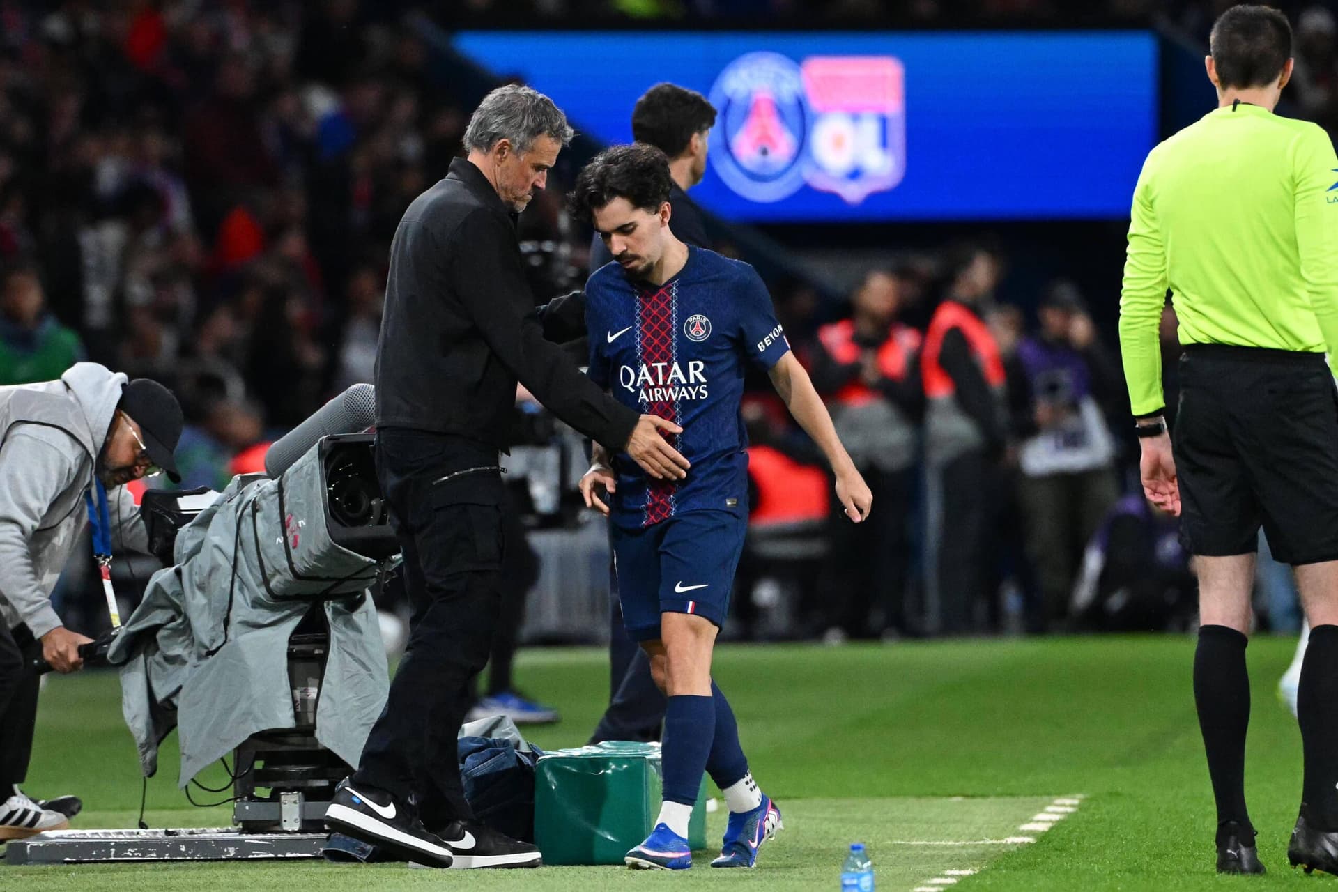 Paris Saint-Germain në alarm, dëmtimi i Vitinha vë në pikëpyetje gjysmëfinalen me Bayern Munich