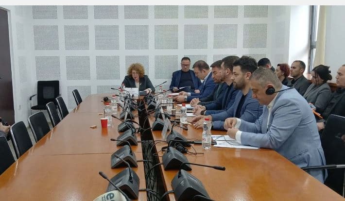 Komisioni për Ekonomi dërgon në seancë për shqyrtim në lexim të dytë projektligjin për masat e përkohshme të produkteve themelore