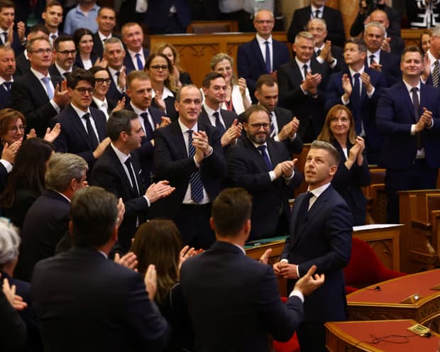 Peter Magyar betohet si kryeministër i Hungarisë, përfundon epoka 16-vjeçare e Orbanit