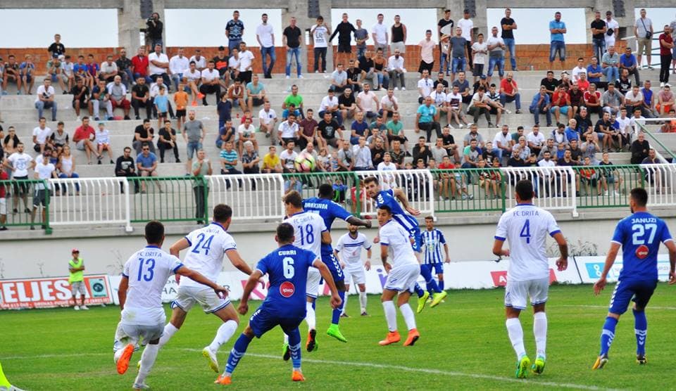 Xhirot vendimtare në Superligë, titulli, Evropa dhe mbijetesa në lojë
