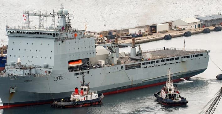 Britania e Madhe dërgon anije luftarake në Lindjen e Mesme