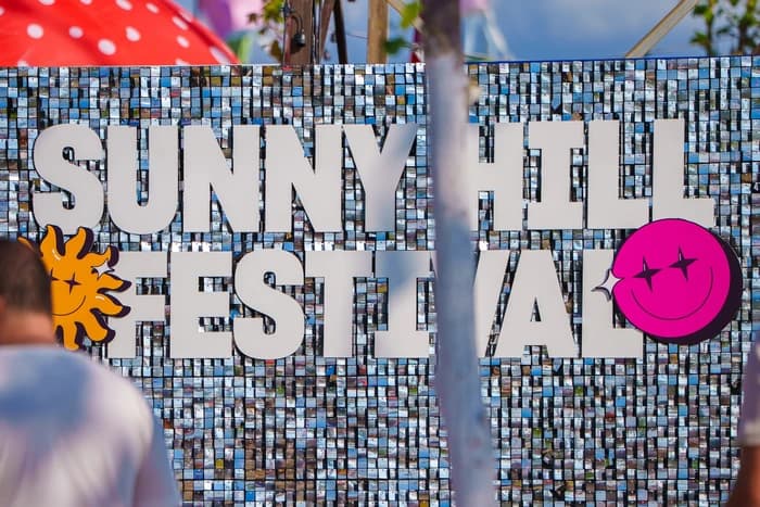 “Suny Hill”, konfirmohet tre emra të rinj, që do të përformojnë në skenë