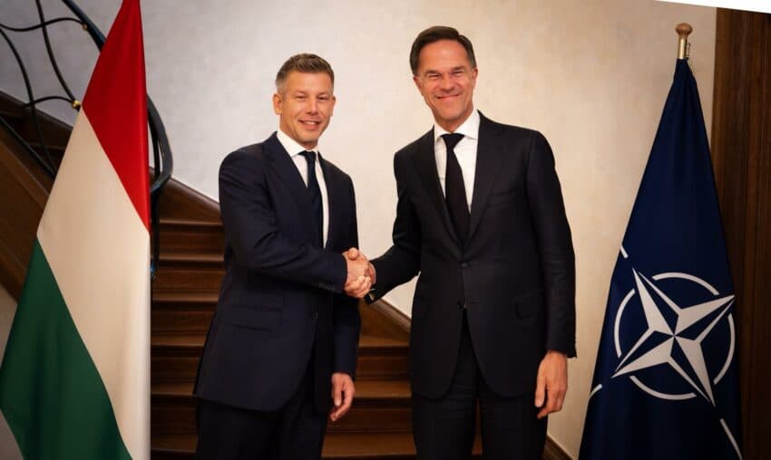 Magyar dhe Rutte flasin për angazhimin hungarez në KFOR