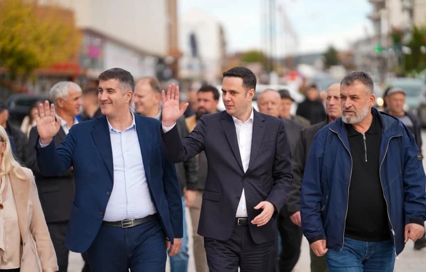 Kreu i Degës së LDK’së në Suharekë thirrje për maturi: Të mos iu hidhet poshtë kontributi njerëzve me reagime të vrullshme