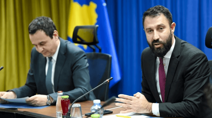 Krasniqi: 8 ose 9 deputetë të komuniteteve e votojnë qeverinë Kurti